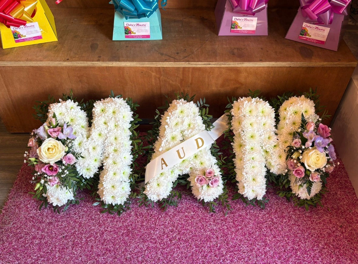 Lilac, Pink & Ivory Mam Funeral Tribute